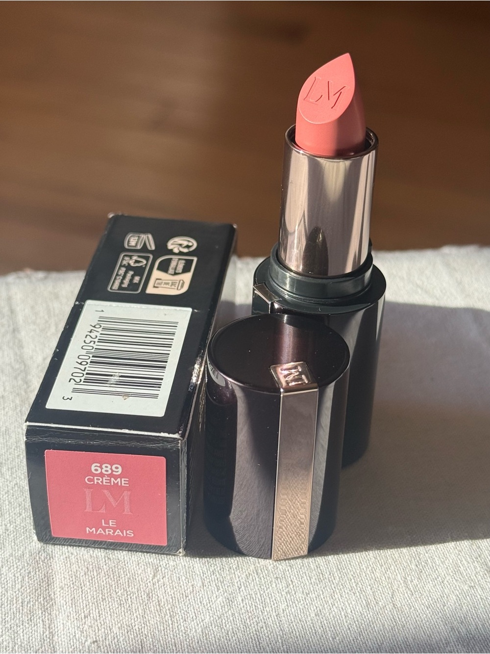 Laura Mercier Caviar Hydra-Crème Lipstick 689 Le Marais New